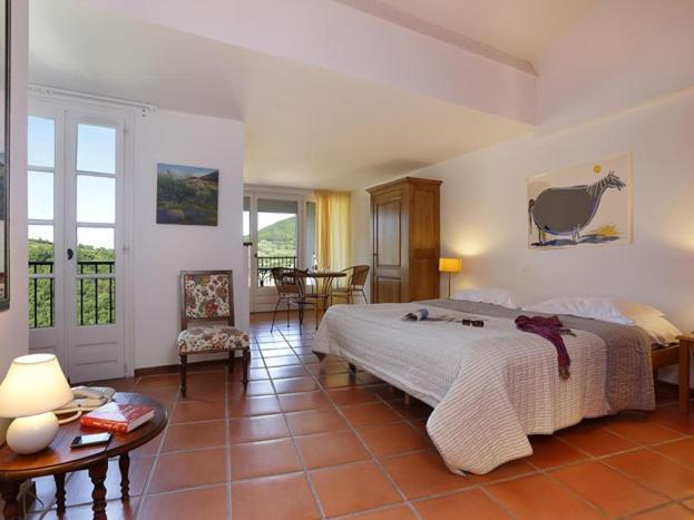 Hotel La Palombe Octon Zimmer foto